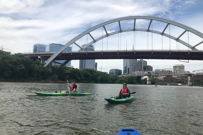 Skyline Kayak Rental in Downtown Nashville With Shuttle - Experiencing the Cumberland River Views