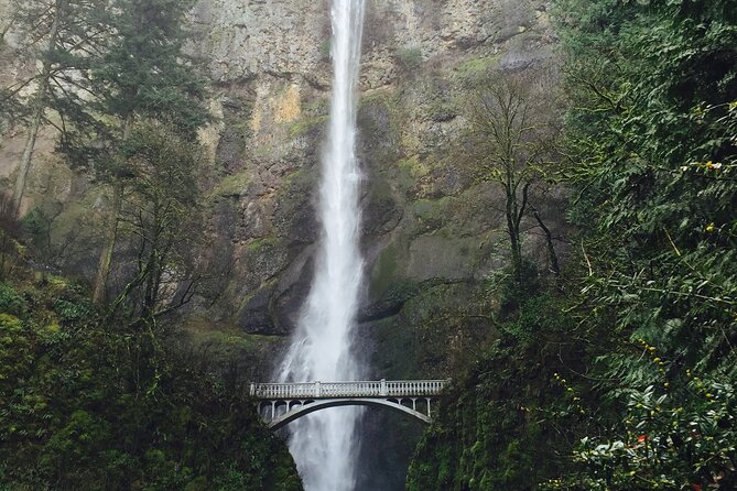 Small Group: Columbia River Gorge Waterfalls Tour From Portland - Meeting and Pickup Information