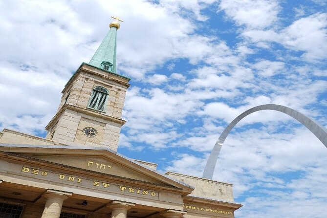 St. Louis Arch Walking Tour and Entrance Ticket - Meeting and Pickup