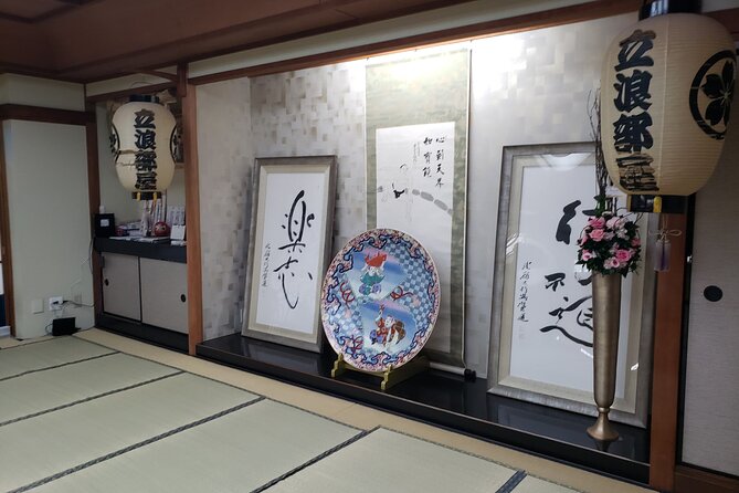 Sumo Practice Viewing Guided Tour and Photo With Sumo Wrestlers - Etiquette and Prohibited Actions