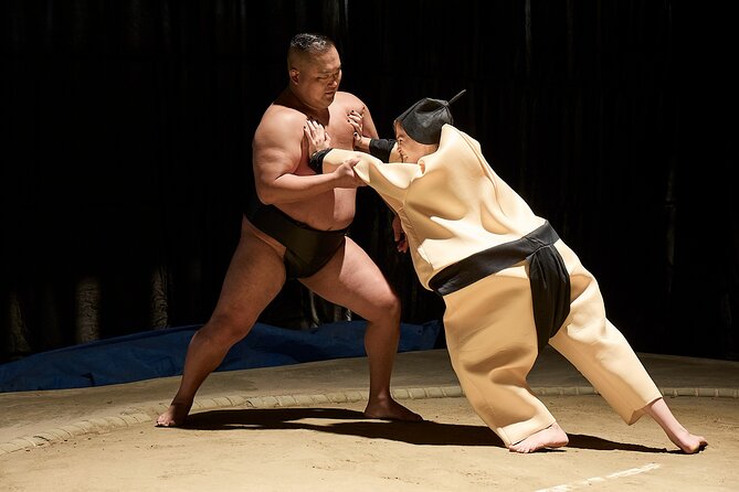 SUMO Show Experience in OSAKA Namba: the SUMO HALL HIRAKUZA OSAKA - Audience Engagement and Interaction