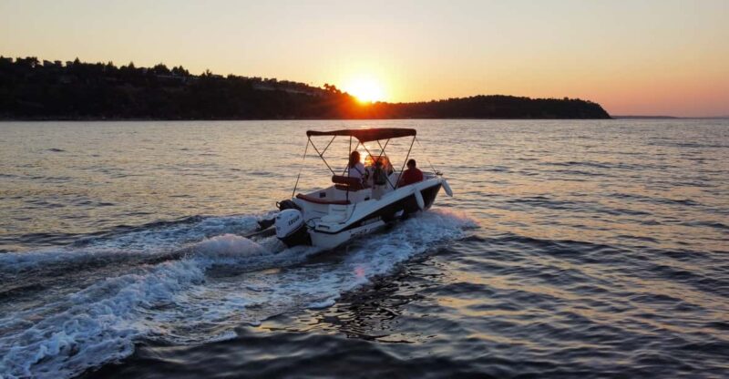 Sunset Cruising - Included Services