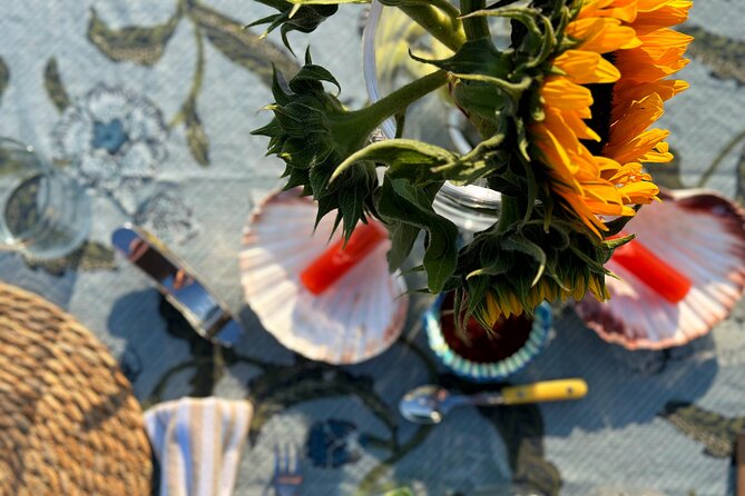 Sunset Guided Oyster Tasting Review - Tasting With a Local Expert