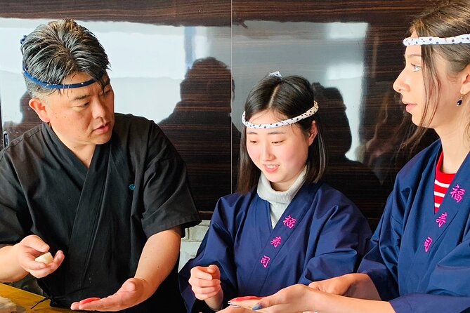 Sushi Chef Class and Hot Spring Bath Nearby Mt. Fuji - Skilled Sushi Chefs