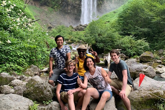 Takayama & Shirakawago 3 Days Tour - Day 2: Discovering Shirakawago