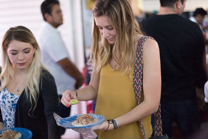 Taste of Cancun: Street Food, Local Market and Urban Murals Tour - Exploring Urban Murals