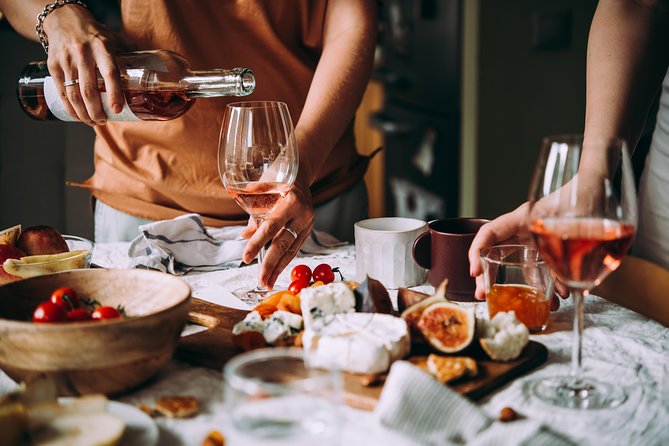 The Art of the Italian Aperitivo With a Local: Learn & Enjoy in Arezzo - Meeting Point and Accessibility