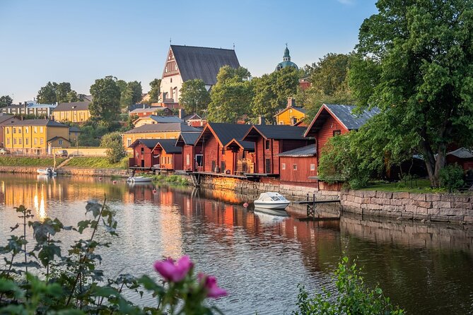The Highlights of Helsinki and Porvoo Private Tour - Exploring the Charm of Porvoo