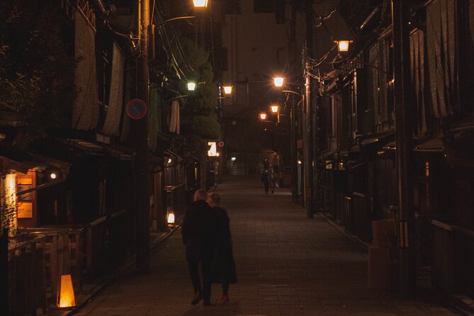 The Kyoto Wagyu Experience - Appreciating the Ambiance of the Flower Corridor