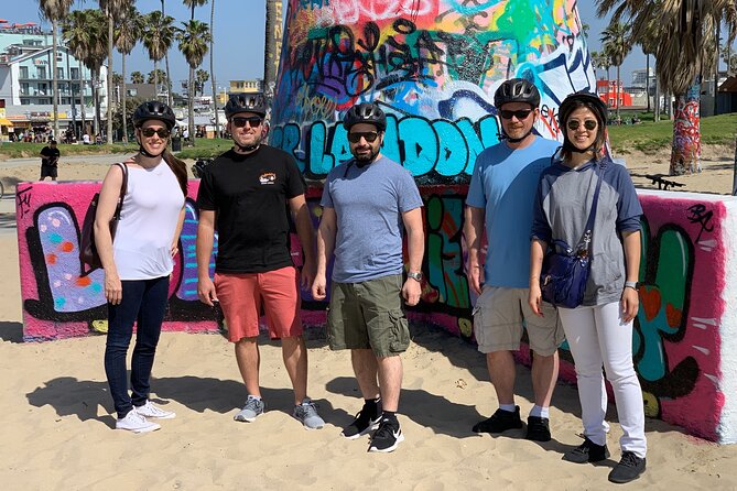 The Santa Monica and Venice Beach E-Bike Tour - Discovering Venice Beach