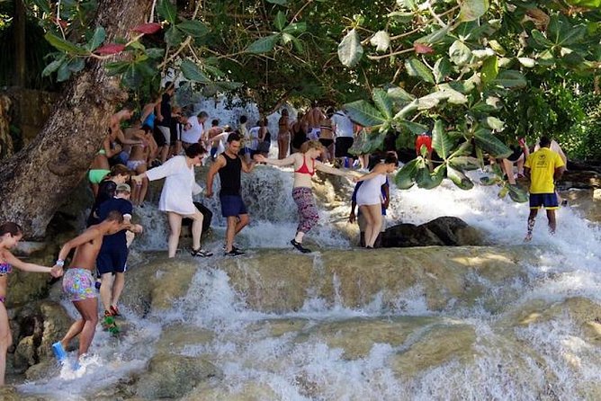 The Ultimate Dunns River Falls & Blue Hole Combo (Private Tour) - Discovering the Blue Hole