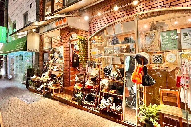 Tokyo Private Vintage Shopping Tour in a Town of Youth Culture - Navigating the Vintage Scene: Insights From Experienced Guides