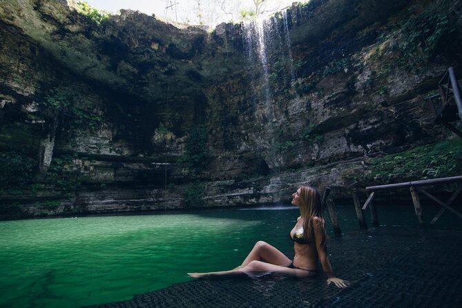 Tour Chichen Itza, 2 Cenotes, and Valladolid From Cancun - Exploring the Cenotes