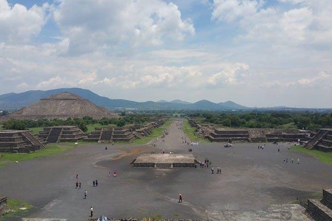 Tour Teotihuacan and Guadalupano Sanctuary - Inclusions and Amenities