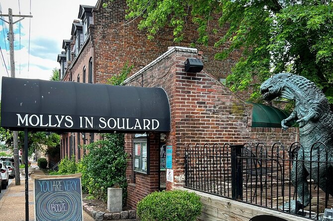 True Crime Walking Tour in Soulard Neighborhood - Atmosphere and Ambiance