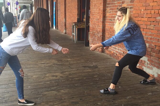 Unique Scavenger Hunt in Little Rock by Crazy Dash - Meeting Point and Logistics