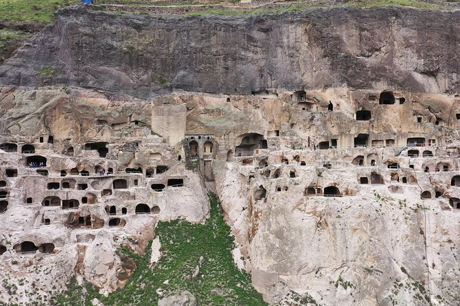 Vardzia+Akhaltsikhe+Borjomi+Gori+Uplistsikhe 2 Days Private Tour - Exploring Vardzia