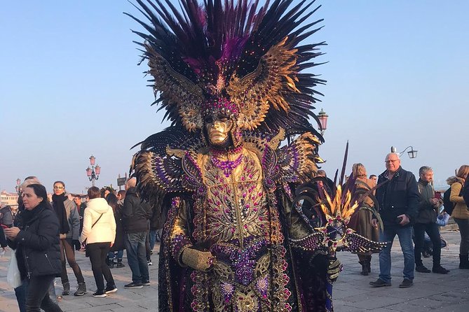 Venice Carnival Tour of Must-See Sites With Local Guide & Frittelle Tasting - Frittelle Tasting Delights