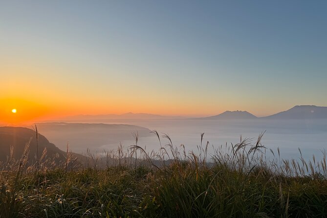 View the Sunrise and Sea of ​​Clouds Over the Aso Caldera - Participant Information