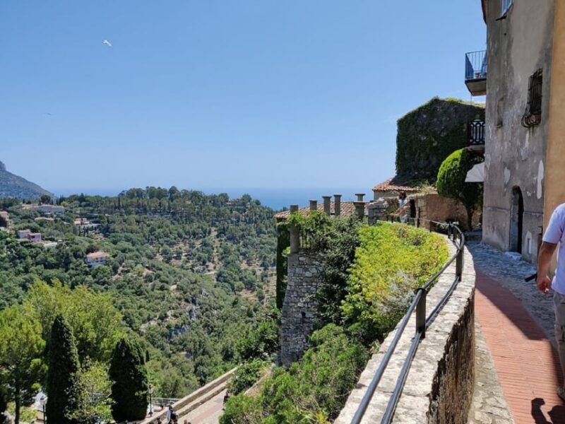 Visit of the Medieval Village of Èze in 1h30 - Tour Guide Expertise