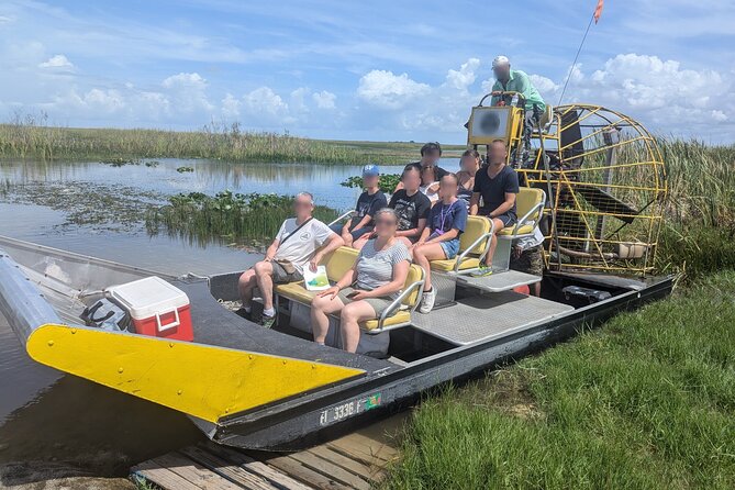 Visit the Everglades in French With Transfer and 1 Hour 30 Minutes Airboat - Exciting 1.5-Hour Airboat Tour