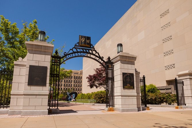 Washington, D.C. Scavenger Hunt: All Things Washington - Accessibility and Requirements