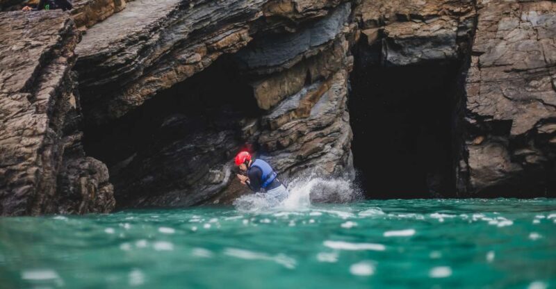 Waterfall Abseiling in Kitulgala - Location and Attractions