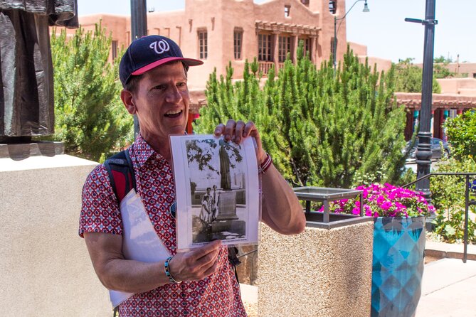Willa Cathers Walking Tour in Santa Fe - Tour Guide Insights