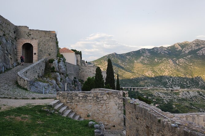 Wine Tasting and Sunset Klis Fortress Tour From Split - Participant Requirements