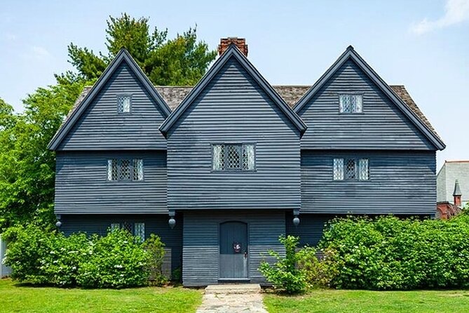 Witch Trials Walking Tour in Salem - Visiting Iconic Witch Trial Sites
