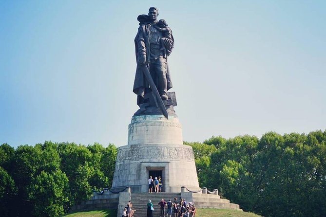 World War II Tour: Places & History of World War II in Berlin - Group Participation Information