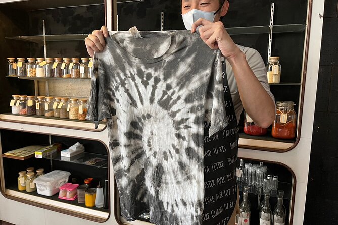 Yamanashi Dyeing Experience With Patterns Using Ink and Indigo - Indigo Dyeing Process