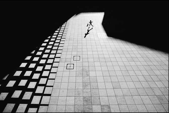 Yokohama Photo Workshop With Laurence Bouchard - Capturing the Essence of Yokohama