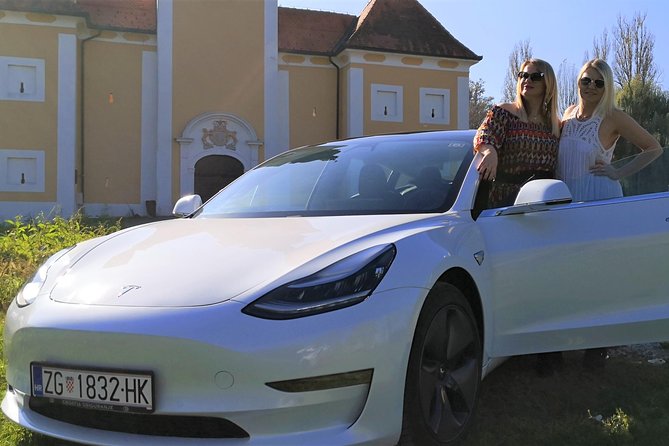 Zagreb & Split Sightseeing in Tesla - Experiencing Teslas Cutting-Edge Technology