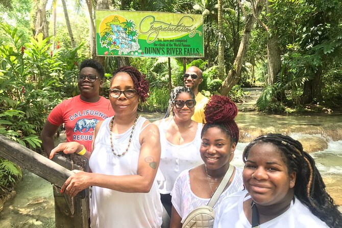 1 Hour Horse Back Riding & Dunns River Falls Tour Combo - Accessibility and Participation Details