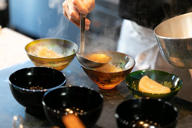 2-Day : Cultural Spa and Hakama Experience in Historic Nagoya - Exploring Nagoya by Bicycle