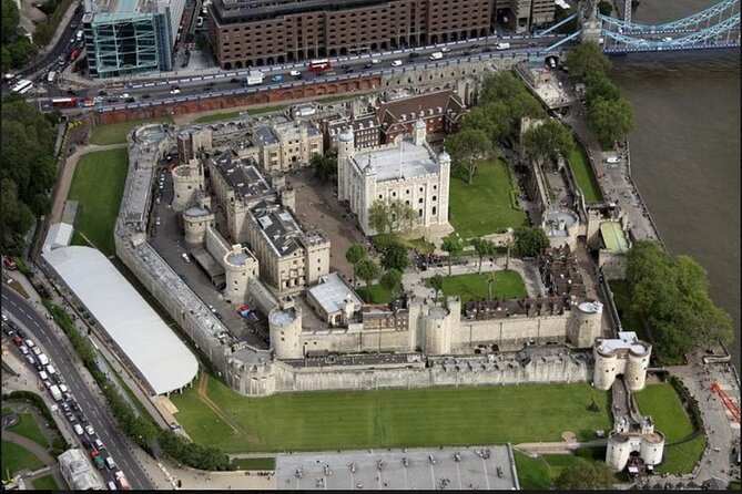 2 Day Guided: Churchill, Tower of London, Kensington, St Pauls - Booking Information