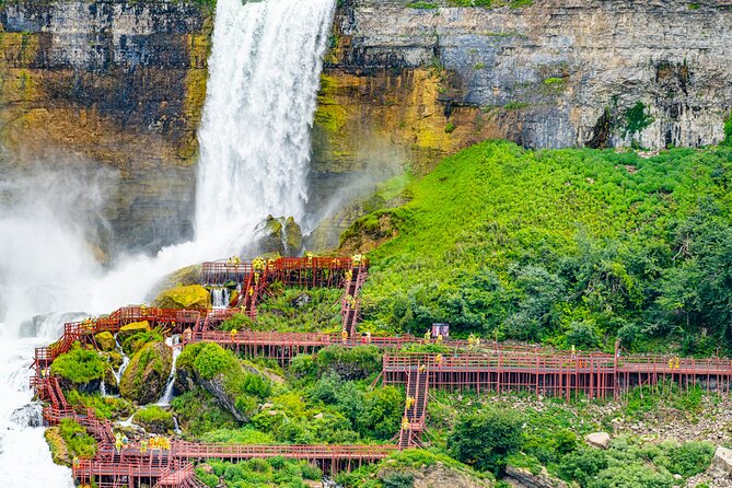 2 Day - Niagara Falls From NYC - Accommodations and Dining