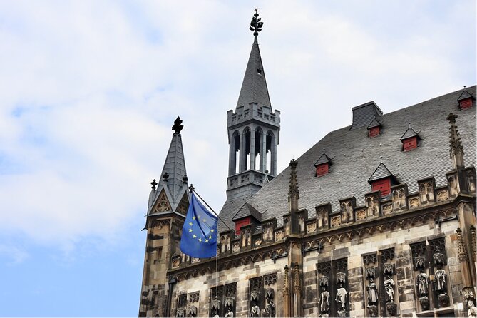 2-Hour Guided Walking Tour in Aachen - Architectural Highlights