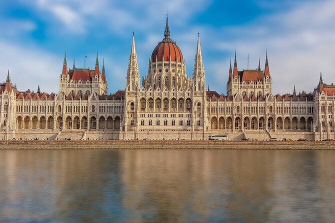 2-Hour Private Budapest Castle Walking Tour - Tour Experience