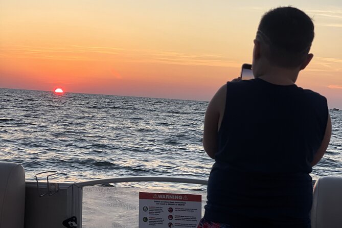 2 Hour Sunset Cruise in Madeira Beach in Florida (Up to 6 People) - Enjoying the Scenic Views of Madeira Beach