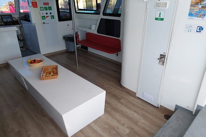 3 Hour Benagil Sunset and Coastline Boat Tour in Albufeira - Meeting and Pickup Details