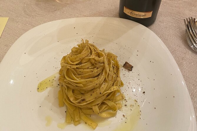 3-Hour Private Dinner in a Medieval Tower in San Gimignano - Dinner in the Tower