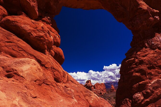 3-Hour Red Rock Canyon Overview Jeep Tour Review - Tour Experience