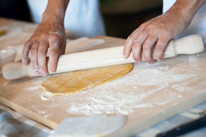 4 Hour Cooking Class in Tuscan Farmhouse Near Siena - What to Expect