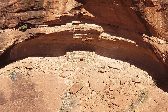 45 Mile EPIC Heli Tour Through Canyons Viewing Ancient Ruins+More - Safety and Accessibility