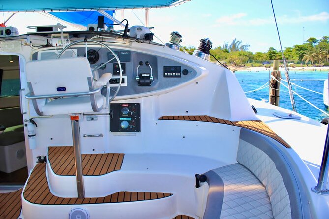 4hrs / 46ft Catamaran Private Charter From Cancun to Isla Mujeres - Pricing Details