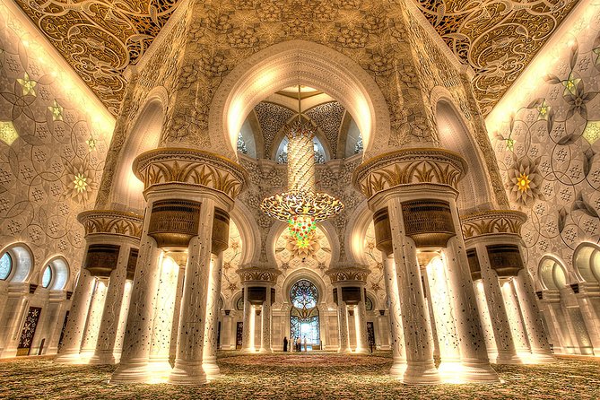 Abu Dhabi Tour: Grand Mosque, Heritage Village, Emirates Palace & Qasr Al Watan - Heritage Village Exploration