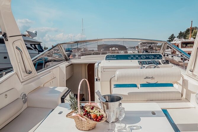 Amalfi Coast, Capri & Li Galli Islands BOAT EXCURSION - Accessibility Features