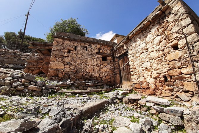 ANOPOLIS-LIVANIANA Roundhike Adventure - What to Expect